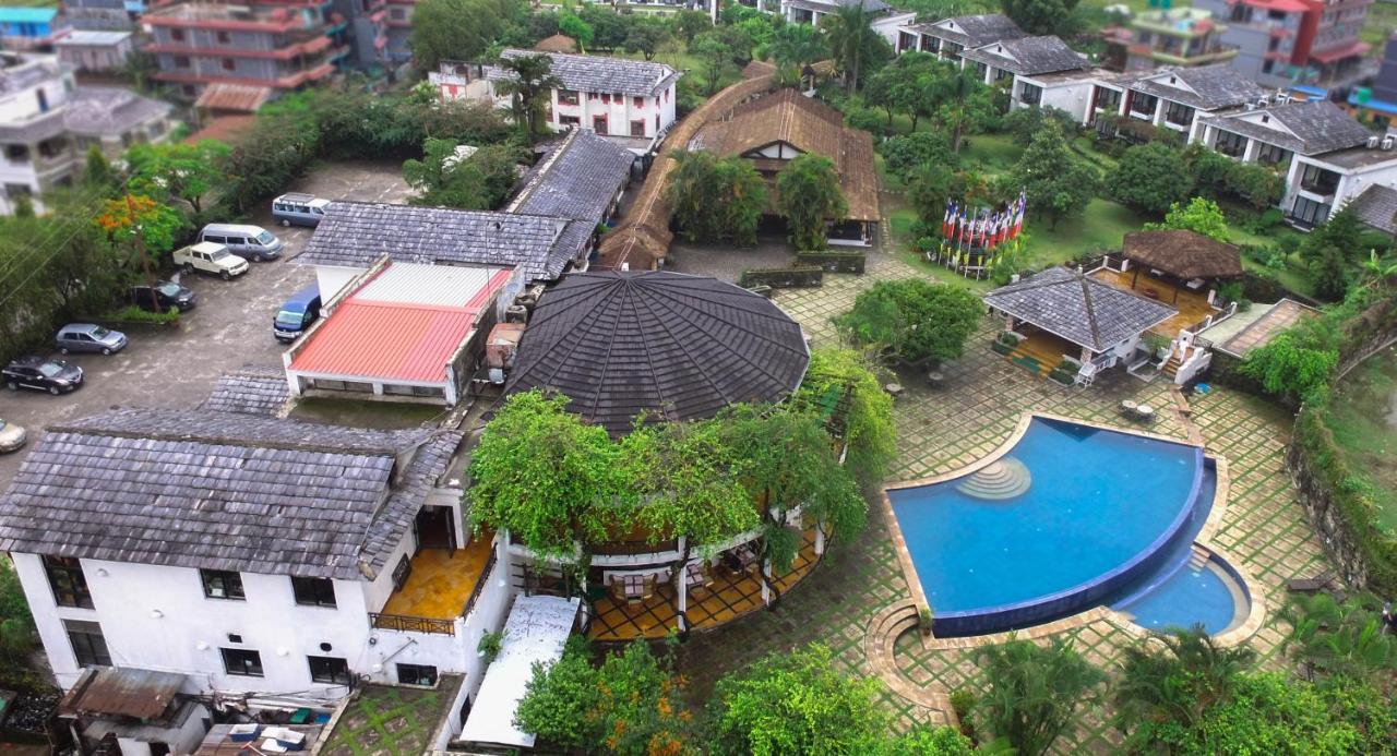 Shangri-La Village Resort, Pokhara Dış mekan fotoğraf