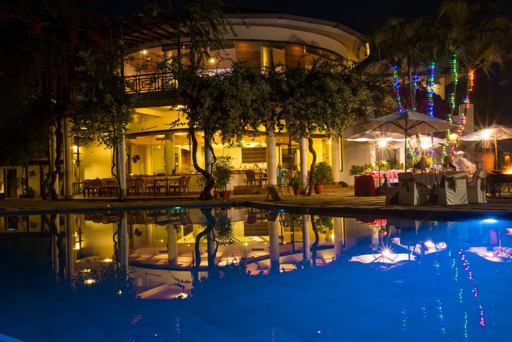 Shangri-La Village Resort, Pokhara Dış mekan fotoğraf