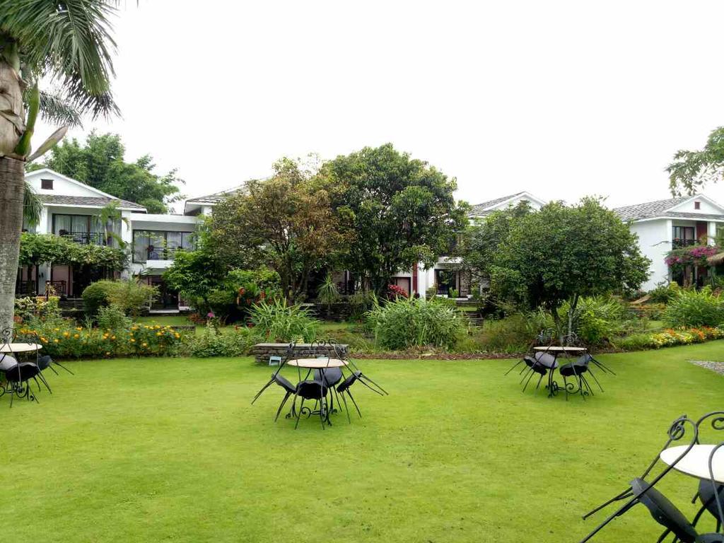 Shangri-La Village Resort, Pokhara Dış mekan fotoğraf