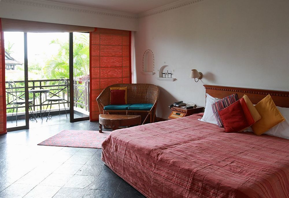 Shangri-La Village Resort, Pokhara Dış mekan fotoğraf