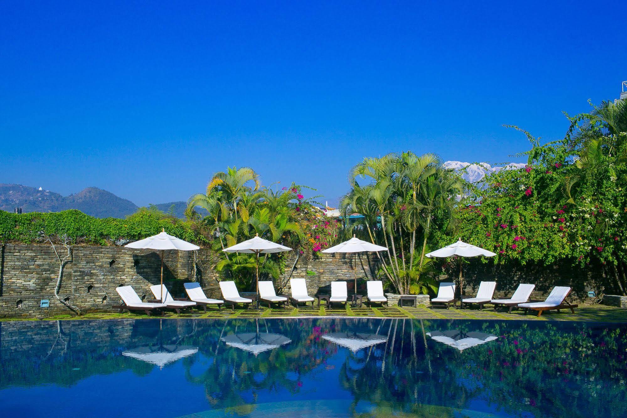 Shangri-La Village Resort, Pokhara Dış mekan fotoğraf